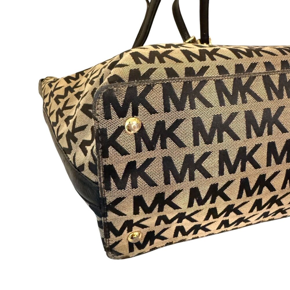 Michael Michael Kors Women's Brown Canvas Shoulder Bag - Picture 5 of 16